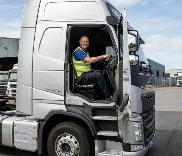 Experienced HGV driver with CPC card ready for haulage work in Cambridgeshire